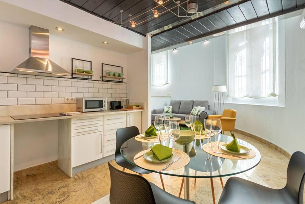 Becas Alameda Duplex By Valcambre Apartment Sevilla Exterior foto